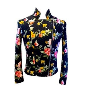 Colori jacket in really good condition.